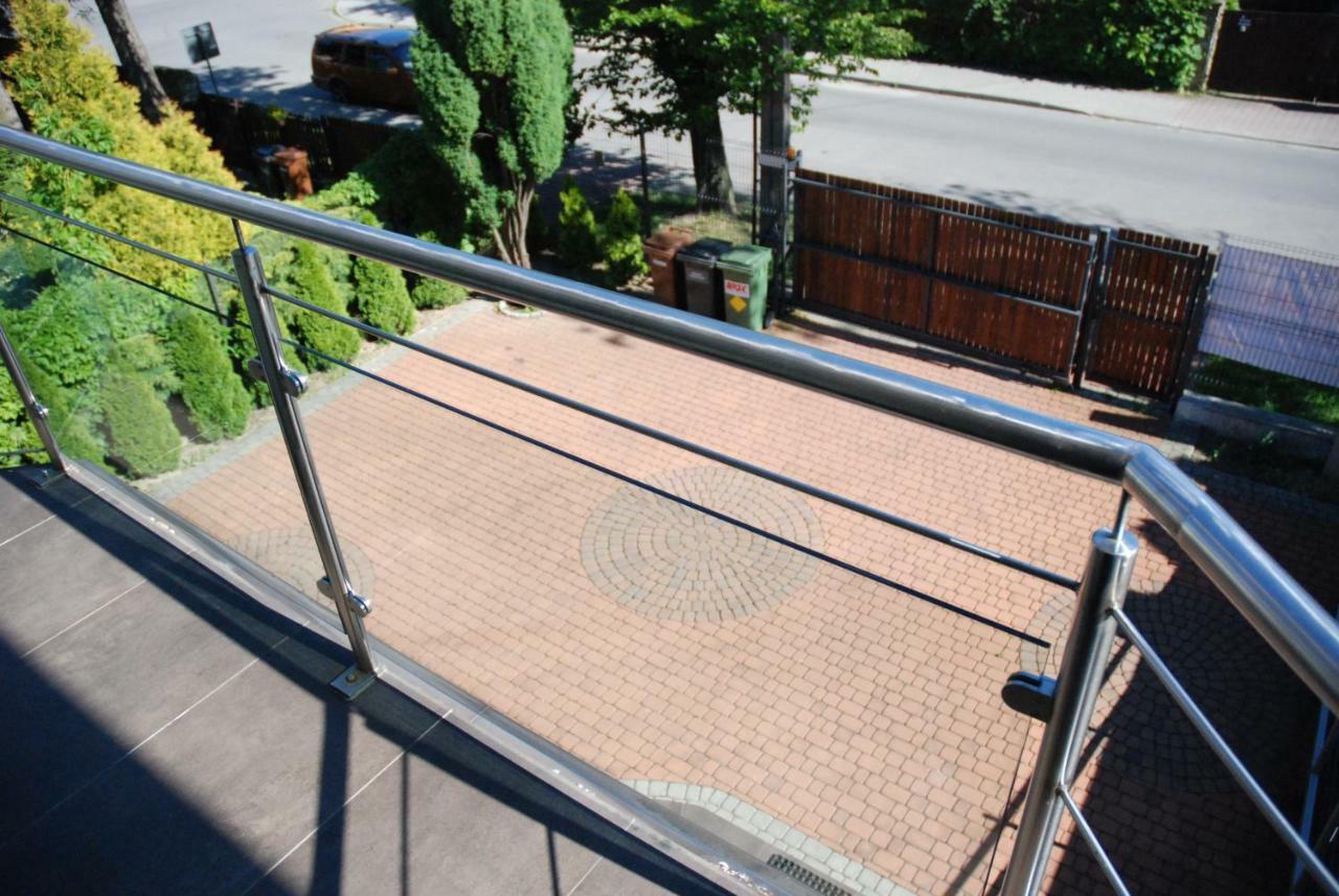 Apartament Myslenice Bagian luar foto
